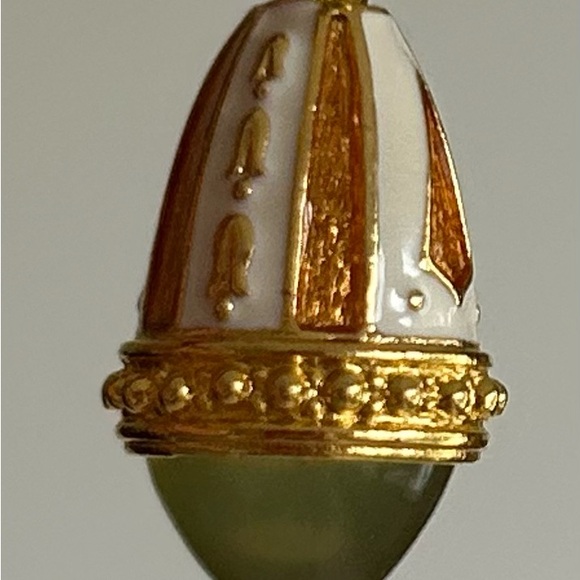 Charm - Picture 4 of 5